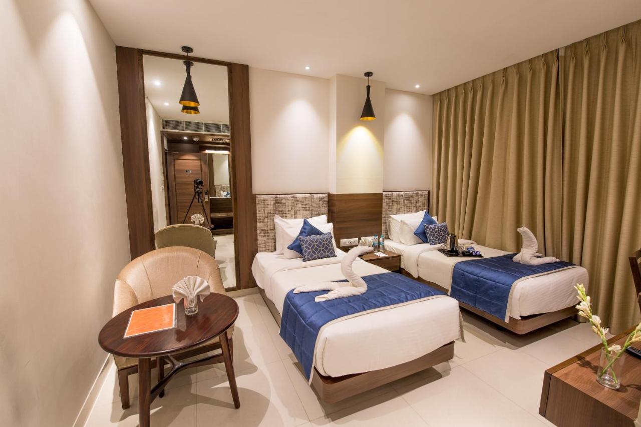 Hotel Sumaditya Jaipur Ngoại thất bức ảnh