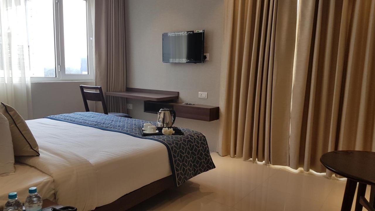 Hotel Sumaditya Jaipur Ngoại thất bức ảnh