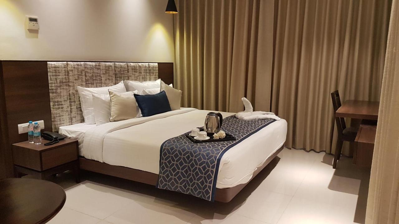 Hotel Sumaditya Jaipur Ngoại thất bức ảnh