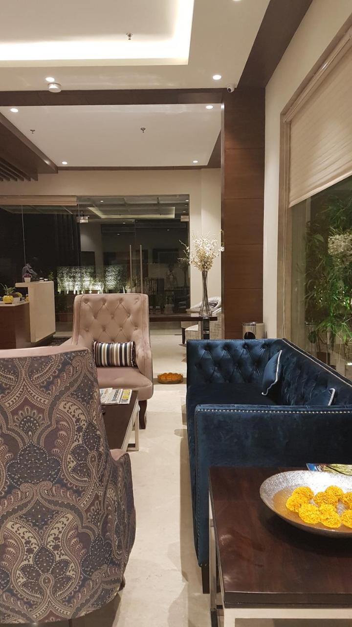 Hotel Sumaditya Jaipur Ngoại thất bức ảnh